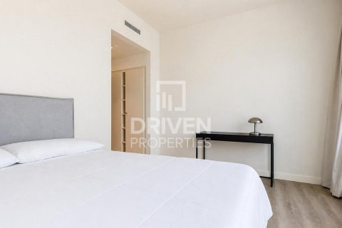 Apartment in The Lofts, Downtown Dubai (Downtown Burj Dubai), Dubai 2 bedrooms, 120.5 sq.m. № 126881 - photo 10