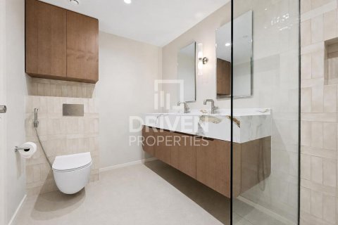 Apartment in The Lofts, Downtown Dubai (Downtown Burj Dubai), Dubai 2 bedrooms, 120.5 sq.m. № 126881 - photo 13