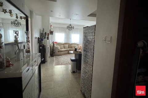 Appartement à Dubai, 2 chambres, 103 m², № 48939 - photo 2