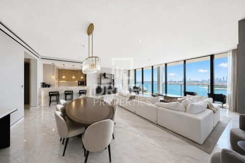 Appartement à The Crescent, Palm Jumeirah, Dubai, 3 chambres, 318.66 m², № 134406