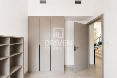 Adosado en Murooj Al Furjan, Al Furjan, Dubai, 4 dormitorios, 389.17 m², № 134401 - foto 16