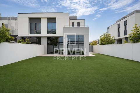 Adosado en Murooj Al Furjan, Al Furjan, Dubai, 4 dormitorios, 389.17 m², № 134401 - foto 5