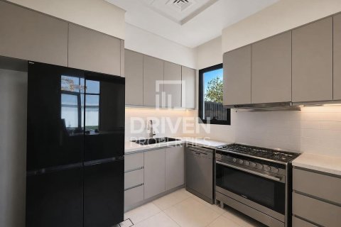 Adosado en Murooj Al Furjan, Al Furjan, Dubai, 4 dormitorios, 389.17 m², № 134401 - foto 12