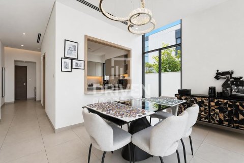 Adosado en Murooj Al Furjan, Al Furjan, Dubai, 4 dormitorios, 389.17 m², № 134401 - foto 14