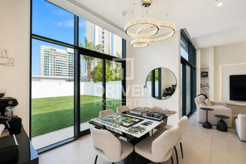 Adosado en Murooj Al Furjan, Al Furjan, Dubai, 4 dormitorios, 389.17 m², № 134401 - foto 15