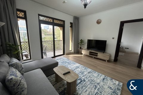 Apartment in Old Town, Dubai 2 bedrooms, 124 sq.m. № 88940 - photo 8