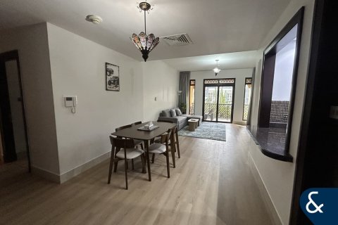 Apartment in Old Town, Dubai 2 bedrooms, 124 sq.m. № 88940 - photo 2
