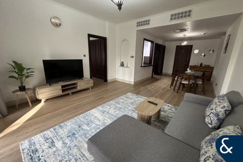 Apartment in Old Town, Dubai 2 bedrooms, 124 sq.m. № 88940 - photo 9