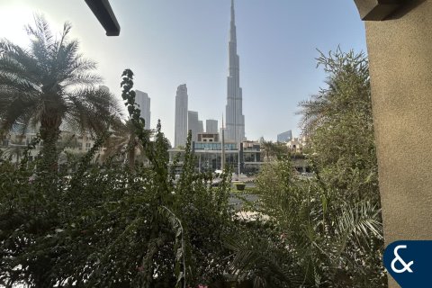Apartment in Old Town, Dubai 2 bedrooms, 124 sq.m. № 88940 - photo 11