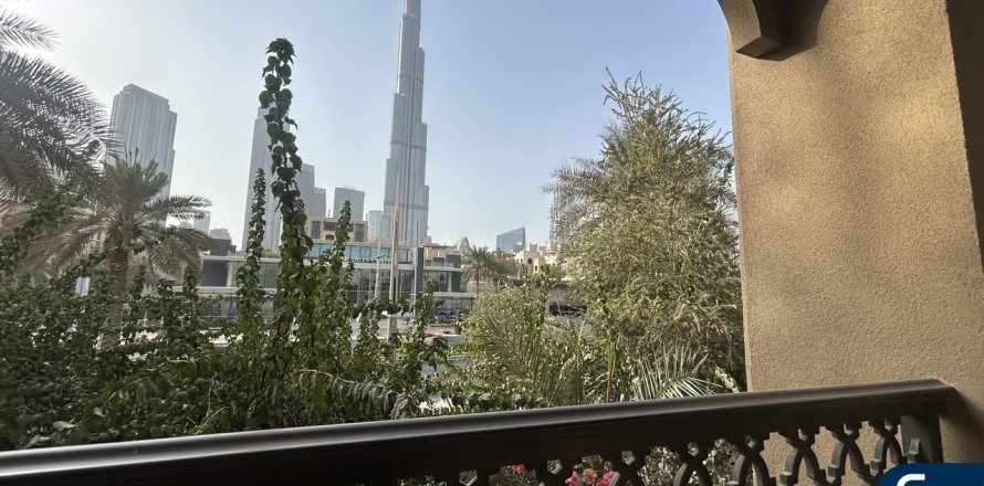 Apartment in Old Town, Dubai 2 bedrooms, 124 sq.m. № 88940