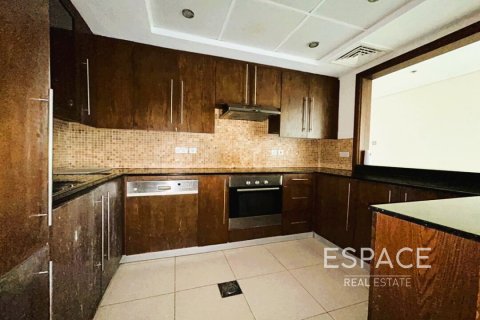 Apartamento en 8 BOULEVARD WALK en Downtown Dubai (Downtown Burj Dubai), Dubai, 2 dormitorios, 152 m², № 62945 - foto 15