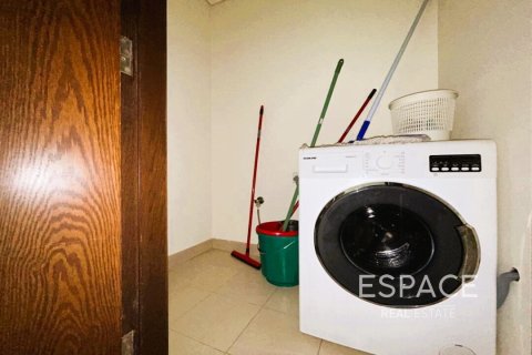 Apartamento en 8 BOULEVARD WALK en Downtown Dubai (Downtown Burj Dubai), Dubai, 2 dormitorios, 152 m², № 62945 - foto 20