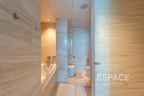 Купить квартиру в Даунтаун Дубай (Даунтаун Бурдж Дубай), Дубай: 2 спальни, 175м², № 62960 - фото 12