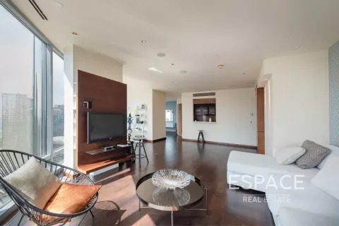 Купить квартиру в Даунтаун Дубай (Даунтаун Бурдж Дубай), Дубай: 2 спальни, 175м², № 62960 - фото 9