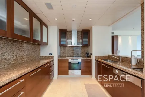 Купить квартиру в Даунтаун Дубай (Даунтаун Бурдж Дубай), Дубай: 2 спальни, 175м², № 62960 - фото 5