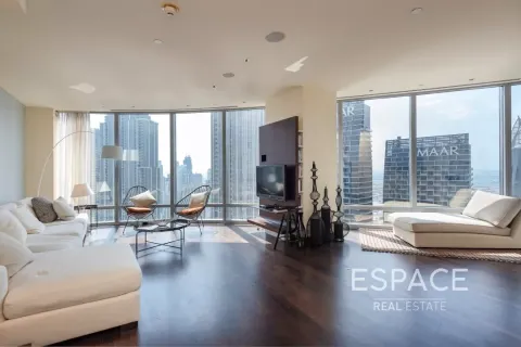 Купить квартиру в Даунтаун Дубай (Даунтаун Бурдж Дубай), Дубай: 2 спальни, 175м², № 62960 - фото 2