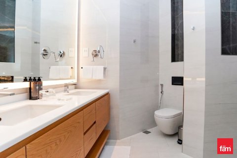 Apartment in Business Bay, Dubai 1 bedroom, 108 sq.m. № 70705 - photo 11