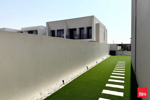 Снять в аренду таунхаус в Town Square, Дубай: 4 спальни, 281.8м², № 67316 - фото 15