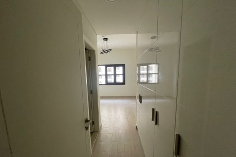Apartment in Jumeirah Golf Estates, Dubai 2 bedrooms, 128.78 sq.m. № 142120 - photo 9