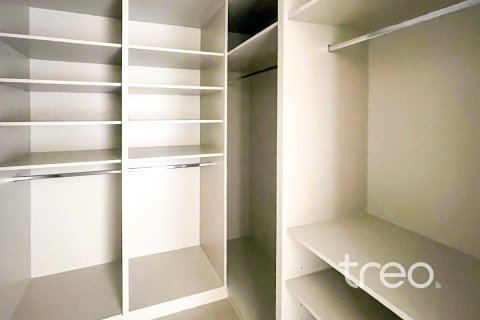 Снять в аренду таунхаус в Дубай Хилс Эстейт, Дубай: 4 спальни, 223.52м², № 119808 - фото 16