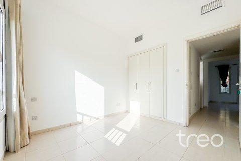 Villa in The Springs, Dubai 3 bedrooms, 235.23 sq.m. № 119811 - photo 11