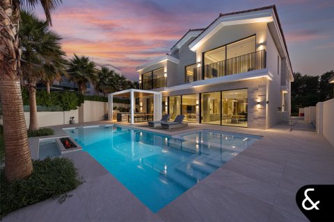 Villa à Jumeirah Golf Estates, Dubai, 7 chambres, 1034 m², № 75990 - photo 1