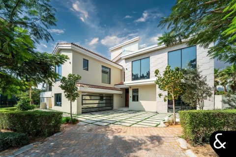Villa in Jumeirah Golf Estates, Dubai 7 bedrooms, 1034 sq.m. № 75990 - photo 21
