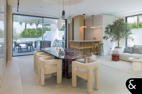 Villa à Jumeirah Golf Estates, Dubai, 7 chambres, 1034 m², № 75990 - photo 6