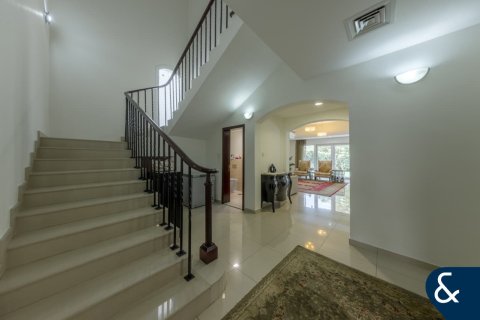Villa in Green Community Motor City, Motor City, Dubai 4 bedrooms, 454 sq.m. № 75987 - photo 8