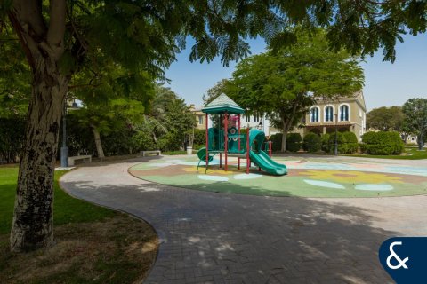 Villa in Green Community Motor City, Motor City, Dubai 4 bedrooms, 454 sq.m. № 75987 - photo 16