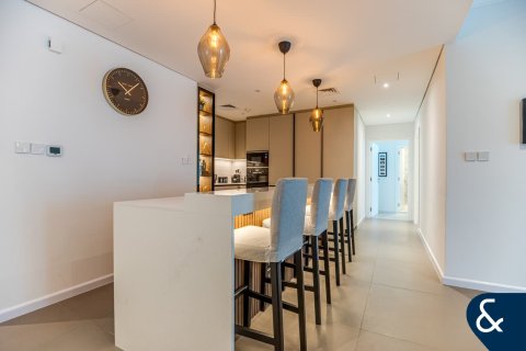 Купить квартиру в Дубай Марине, Дубай: 2 спальни, 133м², № 75989 - фото 2