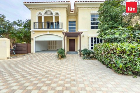 Купить виллу в Дубае: 5 спален, 606.2м², № 90401 - фото 6