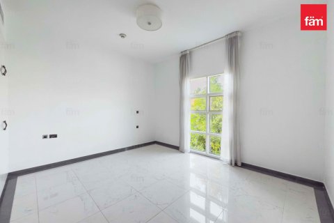 Купить виллу в Дубае: 5 спален, 606.2м², № 90401 - фото 13