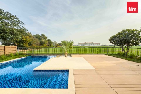 Купить виллу в Дубае: 5 спален, 606.2м², № 90401 - фото 5