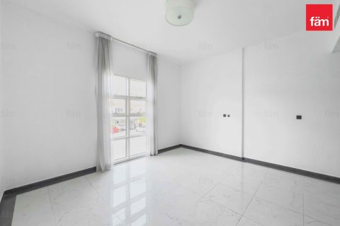 Купить виллу в Дубае: 5 спален, 606.2м², № 90401 - фото 9