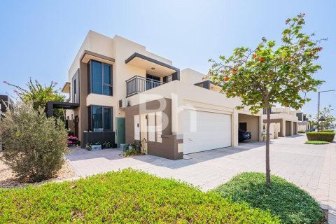 Maison de ville à Dubai Hills Estate, Dubai, 5 chambres, 278 m², № 57307 - photo 2