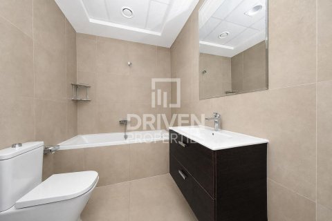 Apartamento en Marina Arcade Tower, Dubai Marina, Dubai, 3 dormitorios, 231.24 m², № 140574 - foto 29