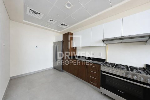 Apartamento en Marina Arcade Tower, Dubai Marina, Dubai, 3 dormitorios, 231.24 m², № 140574 - foto 15