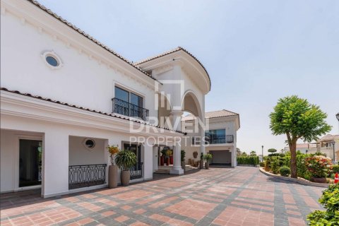 Villa in Jumeirah Golf Estates, Dubai 7 bedrooms, 1832.61 sq.m. № 140569 - photo 22