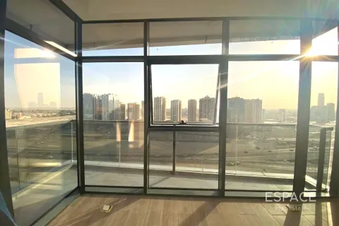Apartment in Dubai Sports City, Dubai 2 bedrooms, 112 sq.m. № 71050 - photo 2