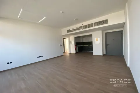 Apartment in Dubai Sports City, Dubai 2 bedrooms, 112 sq.m. № 71050 - photo 3