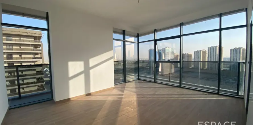 Apartment in Dubai Sports City, Dubai 2 bedrooms, 112 sq.m. № 71050