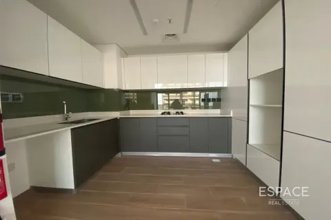 Apartment in Dubai Sports City, Dubai 2 bedrooms, 112 sq.m. № 71050 - photo 5