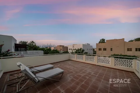 Villa à Meadows, Dubai, 4 chambres, 387 m², № 71039 - photo 20