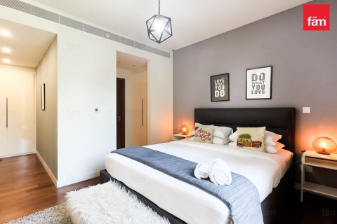 Apartment in Al Wasl, Dubai 2 bedrooms, 179.2 sq.m. № 13761 - photo 5