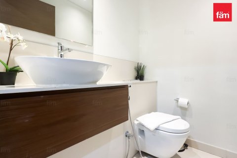 Apartment in Al Wasl, Dubai 2 bedrooms, 179.2 sq.m. № 13761 - photo 17