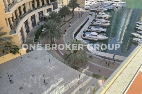 Tienda en Dubai Marina, Dubai, 58.2 m², № 1201 - foto 1