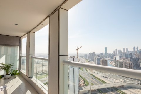 Снять в аренду квартиру в DAMAC Towers by Paramount, Бизнес-Бэй, Дубай: 1 спальня, 91.04м², № 1198 - фото 6