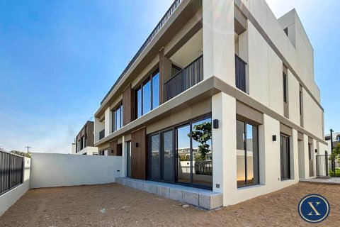 Townhouse in Aura, Tilal Al Ghaf, Dubai 4 bedrooms, 220 sq.m. № 46318 - photo 1