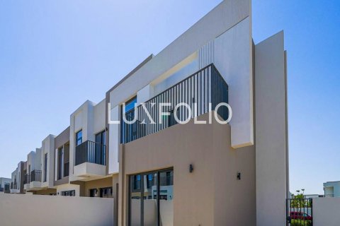 Villa in EMAAR South, Dubai South (Dubai World Central), Dubai 4 bedrooms, 210 sq.m. № 46317 - photo 6